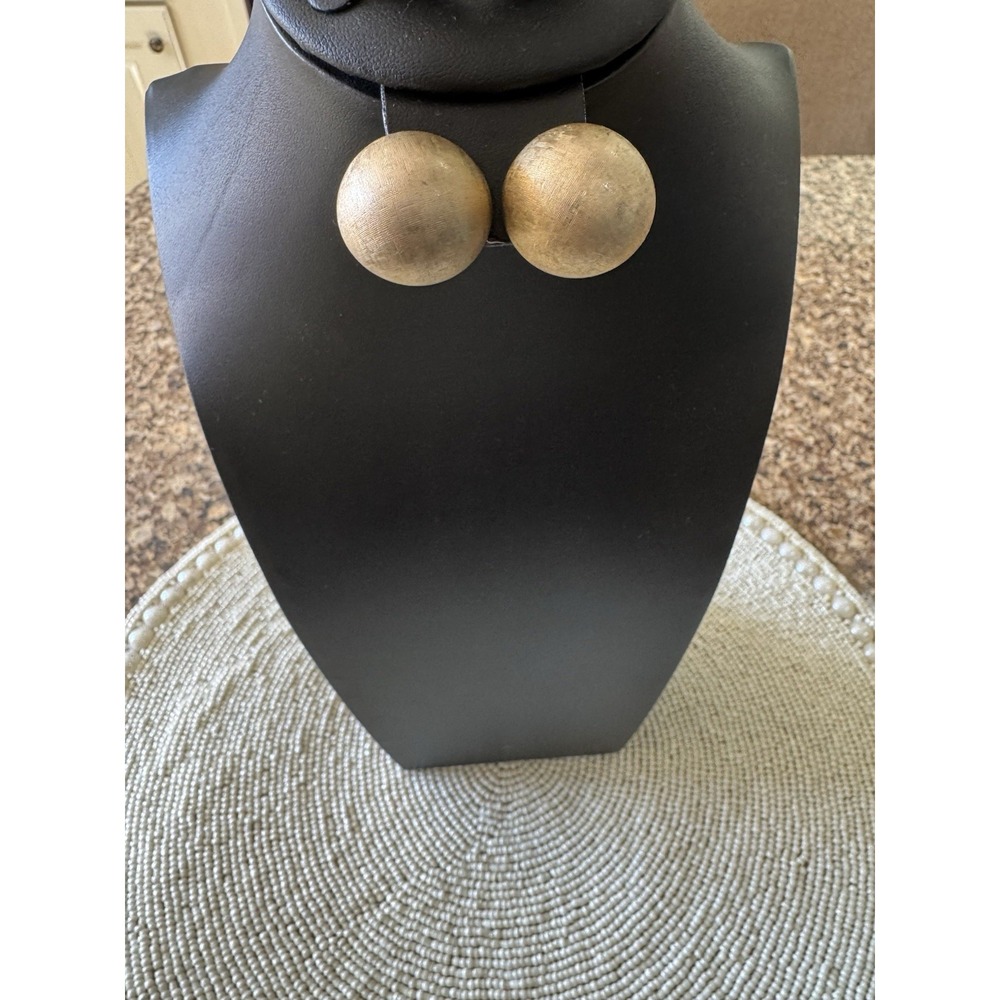 Vintage Brushed Gold Tone Textured Retro Clip-On Earrings‎